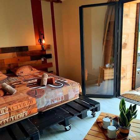 Отель Bien Etre Simple Villajou Экстерьер фото
